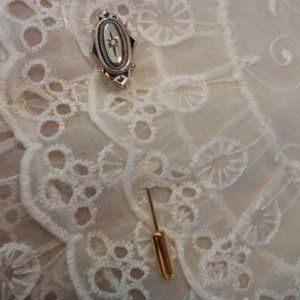 Kensington Vintage Stick Pin Brooch by Avon Gold Tone w Rhinestone